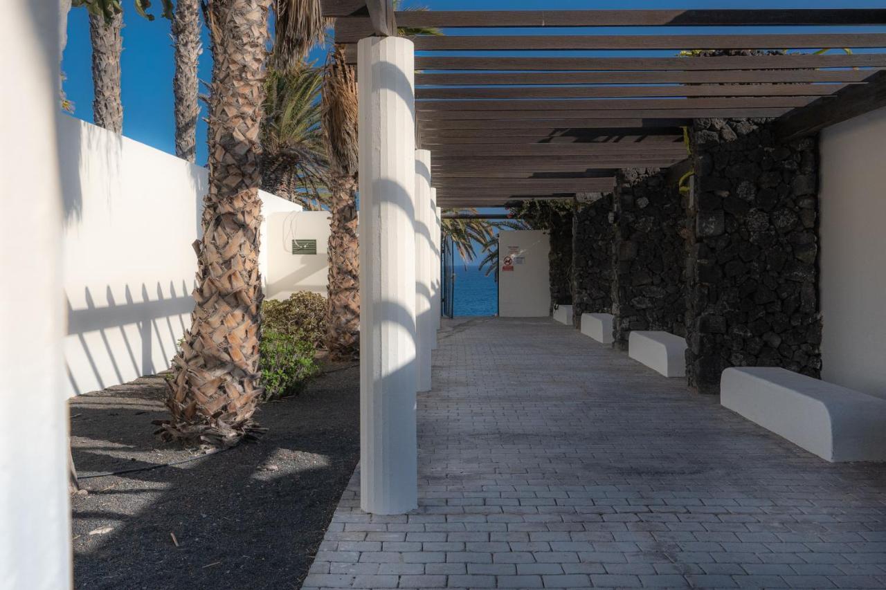 Beautiful Studio On The Seafront Costa Teguise Esterno foto