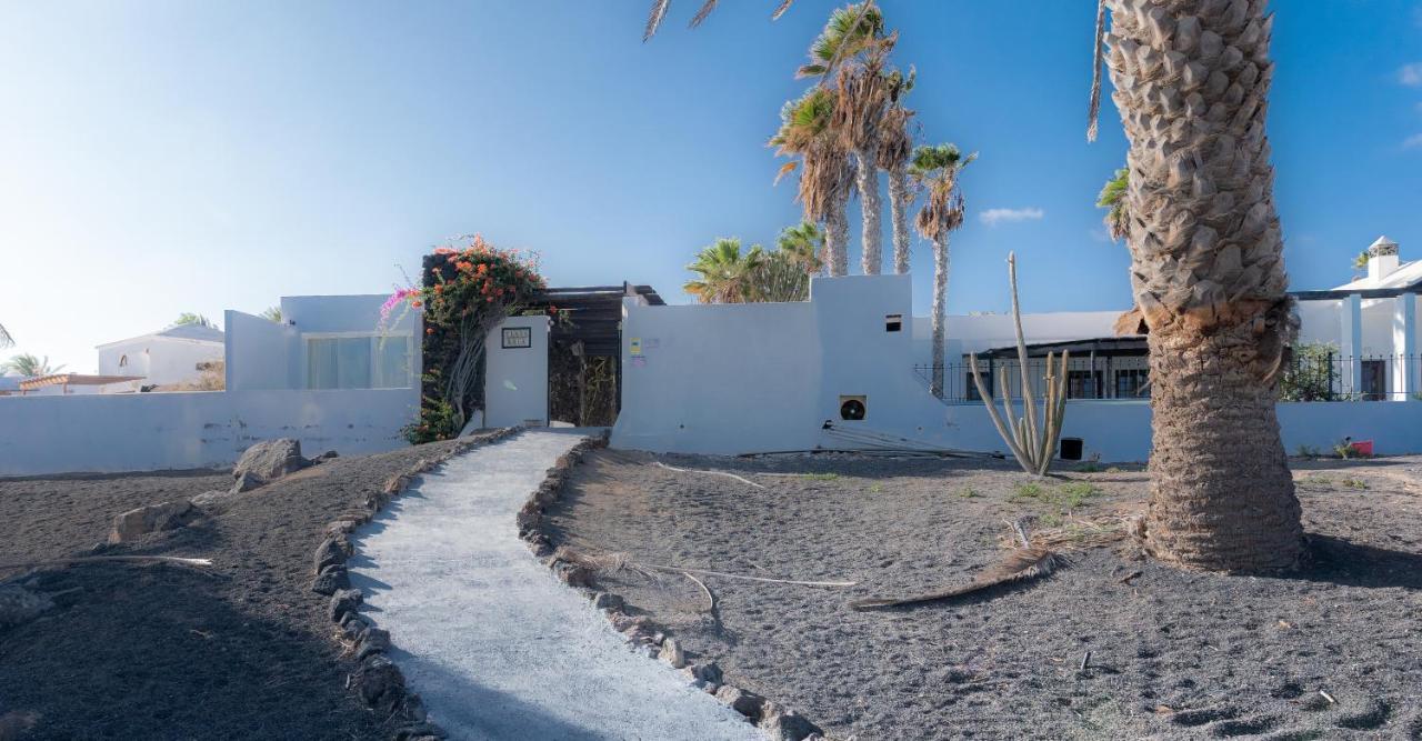 Beautiful Studio On The Seafront Costa Teguise Esterno foto